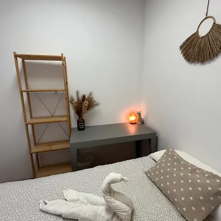 בית הארחה Roomin 2*